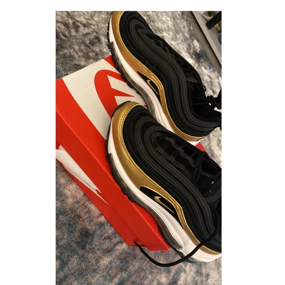 Nike Air Max 97s - Picture 4 of 5